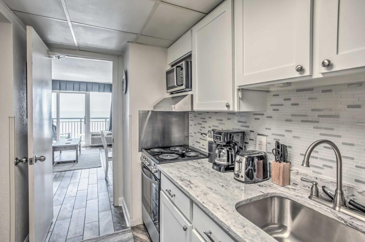 Airy Oceanfront Myrtle Beach Condo With Balcony Εξωτερικό φωτογραφία